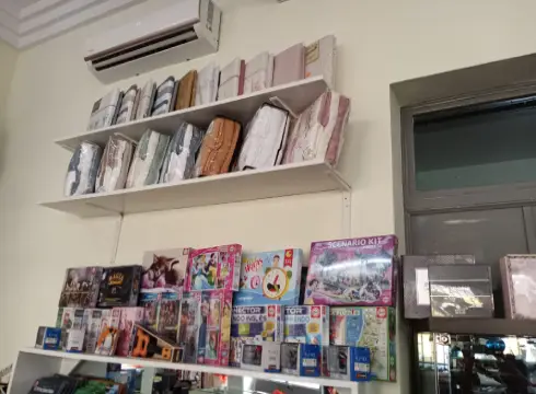 Brinquedos e artigos essenciais para crianças